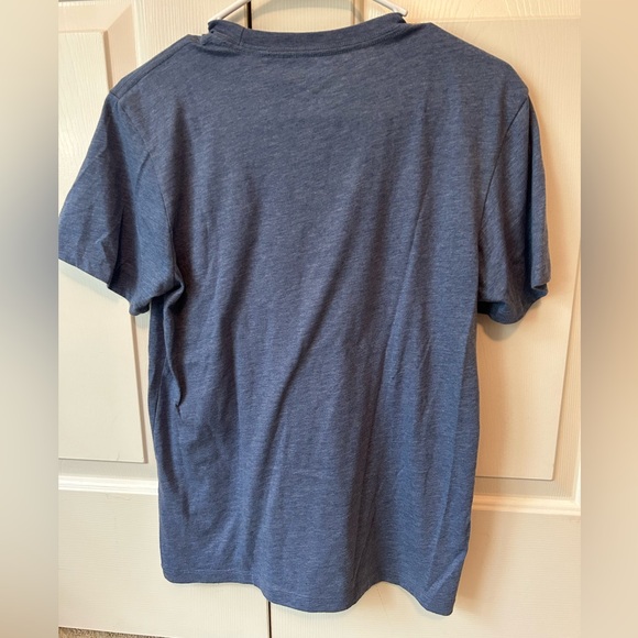 Vineyard Vines Tshirt - Picture 3 of 3